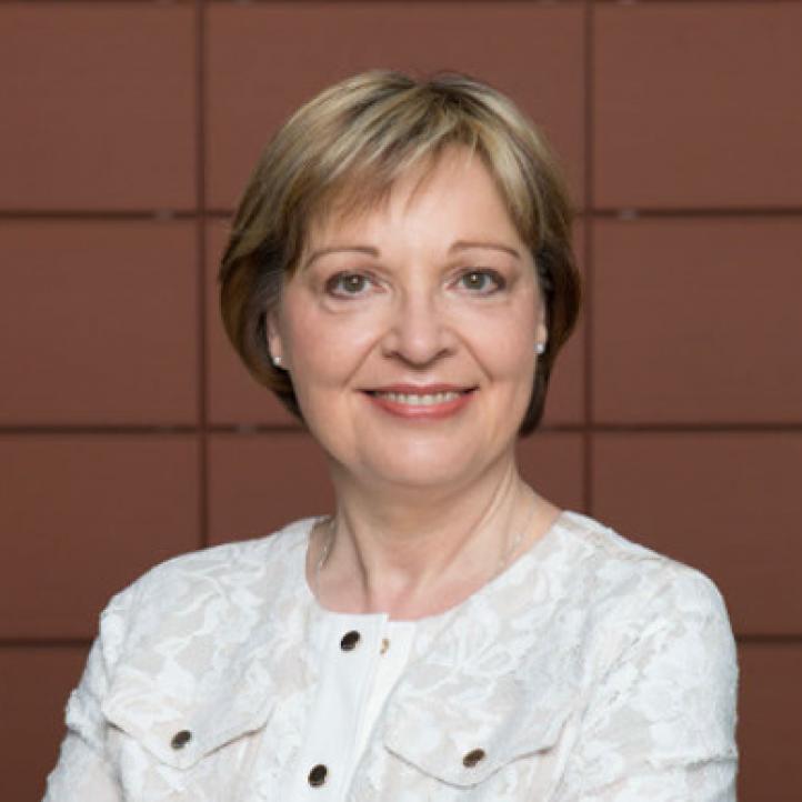Photo of Dr. Elisabeth Wekel